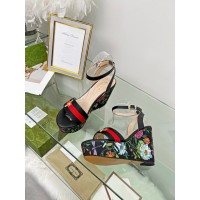 SANDALIA FEMININA GUCCI PLATAFORMA