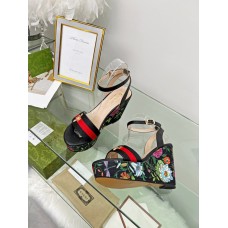 SANDALIA FEMININA GUCCI PLATAFORMA