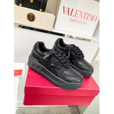 TENIS VALENTINO ONE STUD