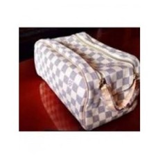 NECESSAIRE LOUIS VUITTON TOILETRY POUCH