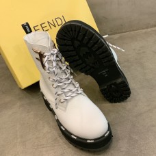 BOTA FENDI FFREEDOM