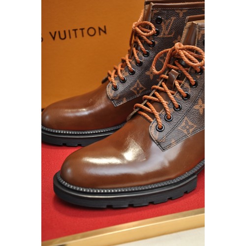 BOTA LOUIS VUITTON MASCULINA