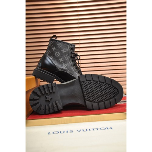 BOTA LOUIS VUITTON MASCULINA