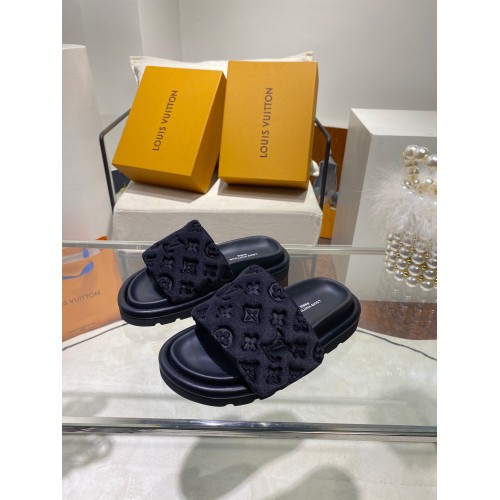 CHINELO LOUIS VUITTON SLIDE